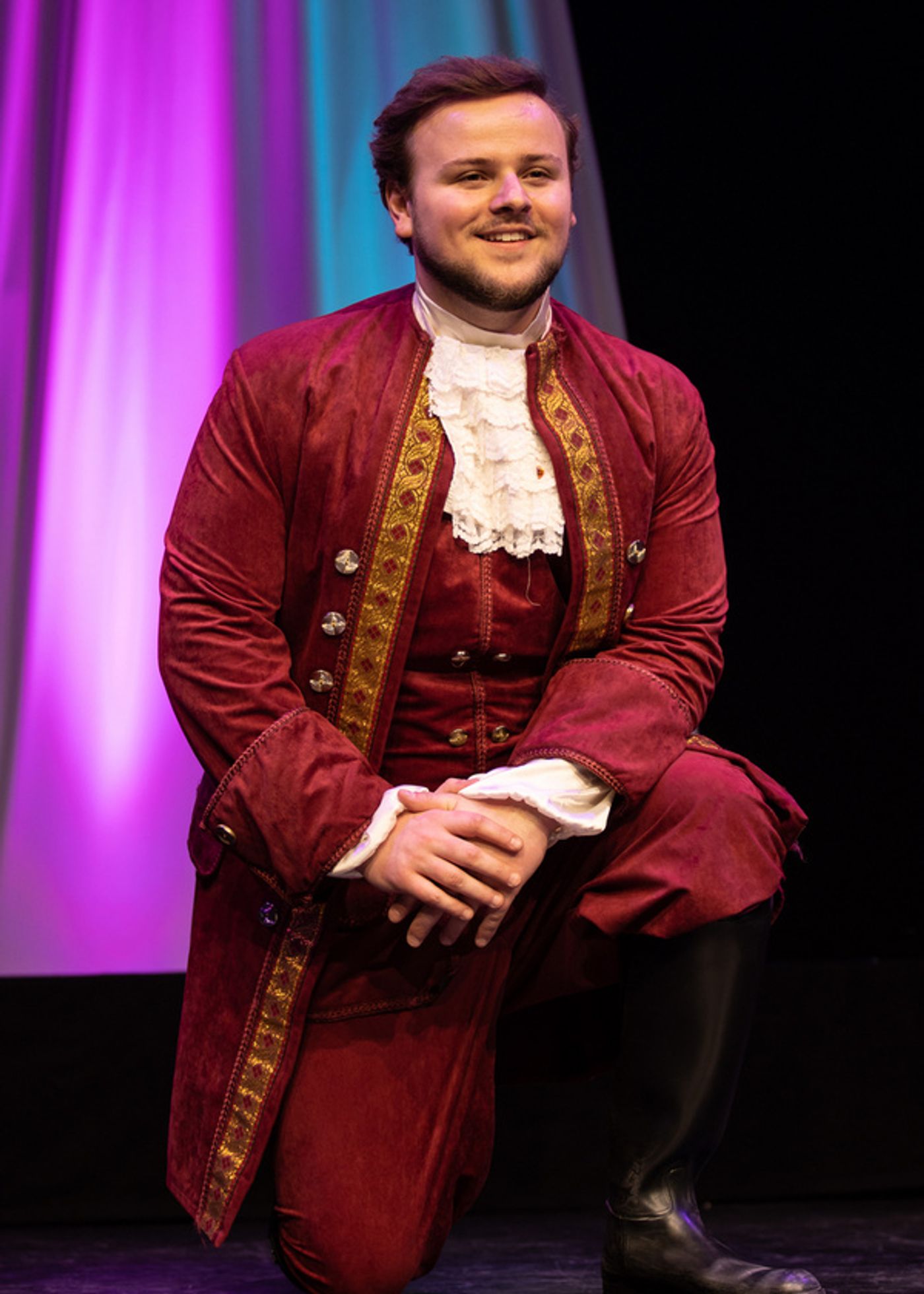 Photos: SNOW WHITE To Bring Festive Family Magic To Parr Hall This Panto Season Photos: SNOW WHITE To Bring Festive Family Magic To Parr Hall This Panto Season Image