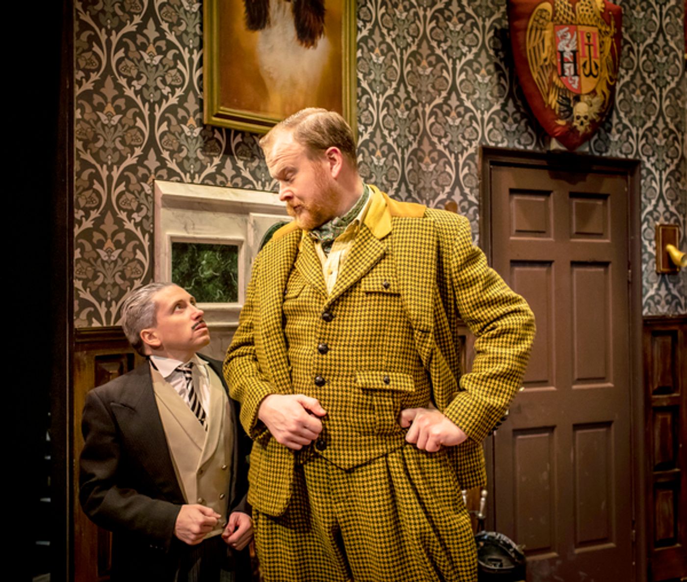 Photos: Check Out New Production Images of THE PLAY THAT GOES WRONG  Image
