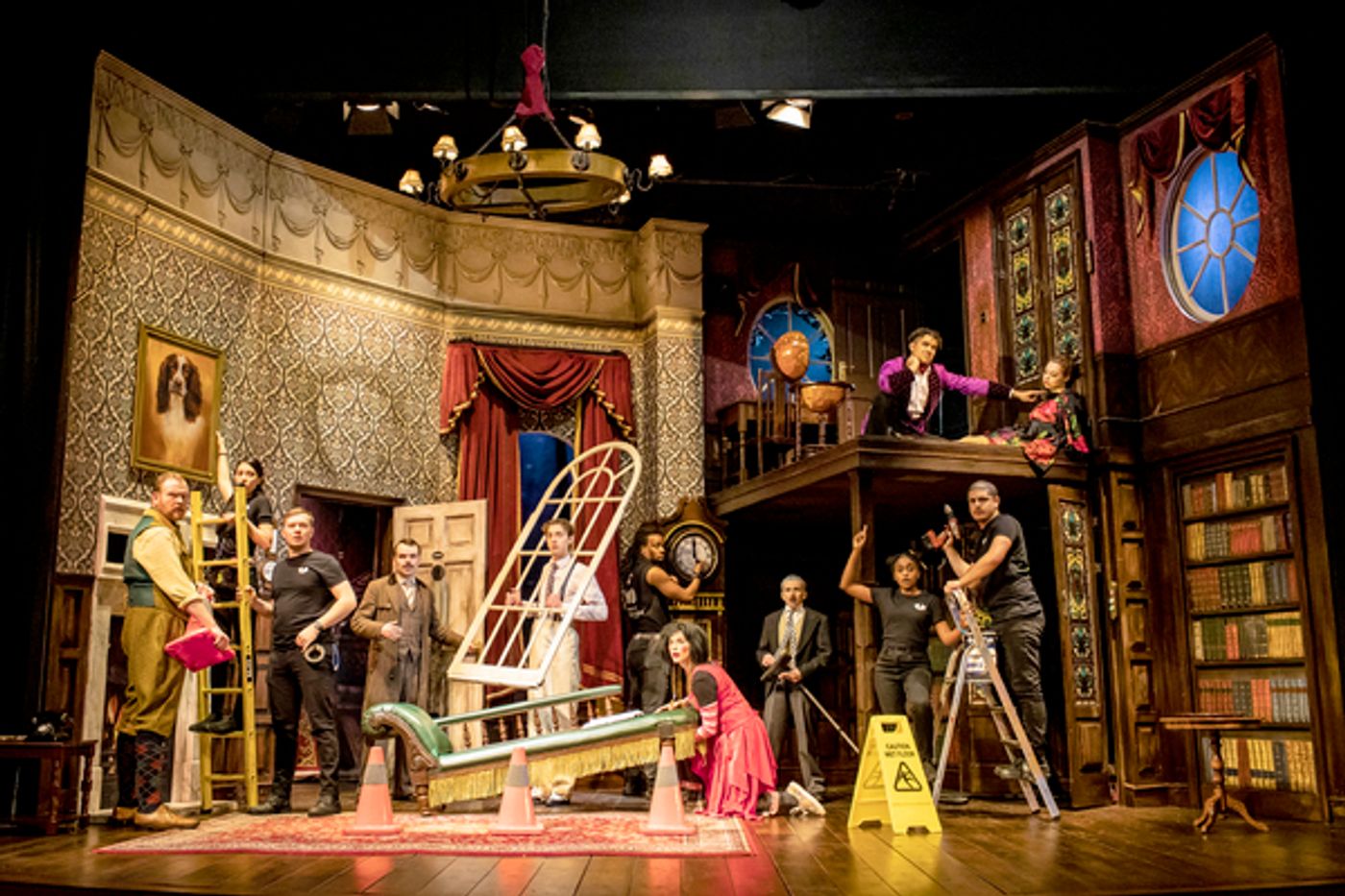 Photos: Check Out New Production Images of THE PLAY THAT GOES WRONG  Image