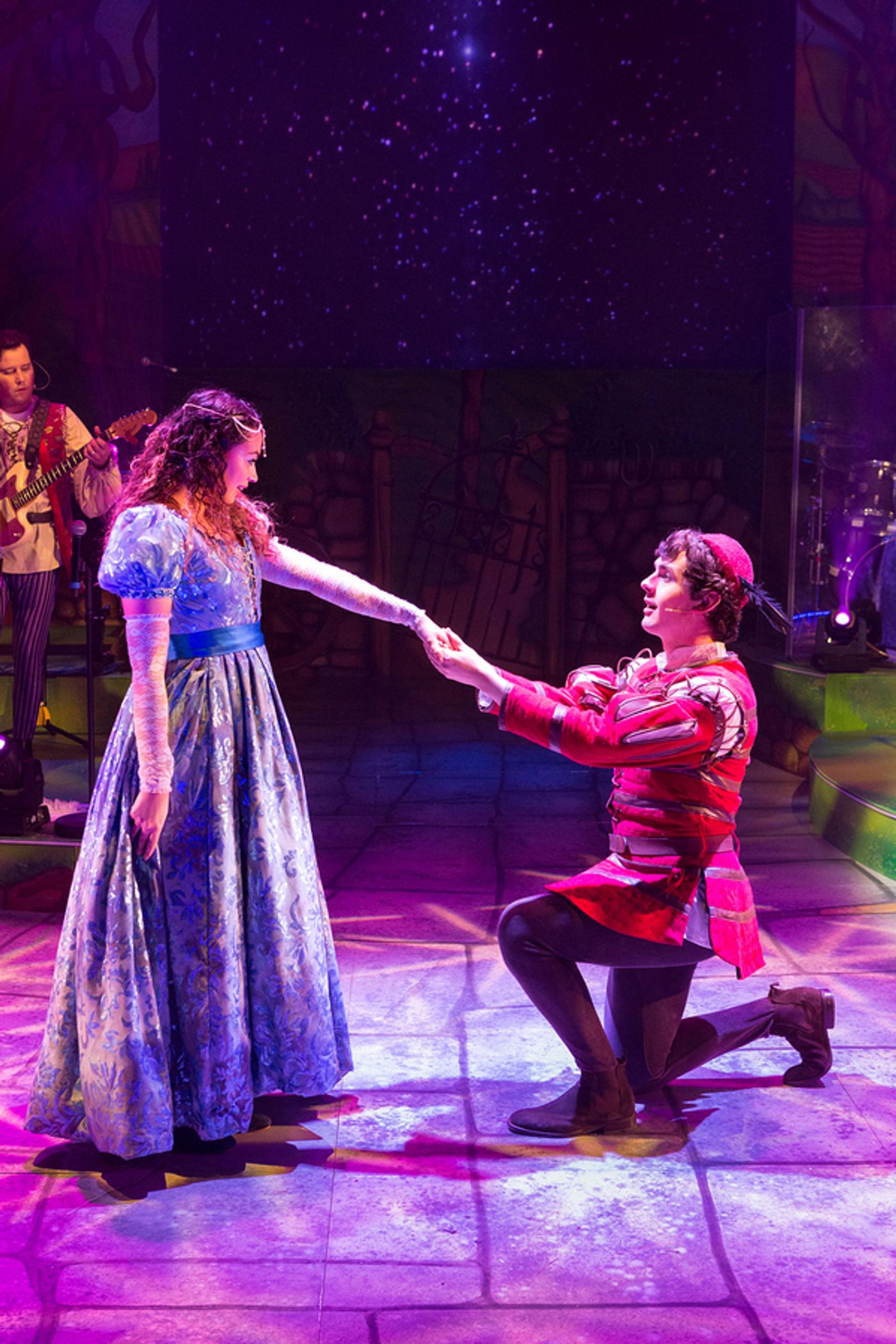 Photos: First Look at JACK AND THE BEANSTALK at the New Wolsey Theatre  Image