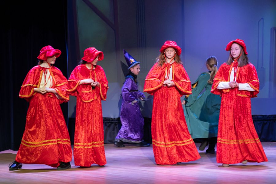 Photos: First look at Pickerington Community Theatre's THE MAGIC TREEHOUSE A GHOST TALE FOR MR. DICKENS JR.  Image