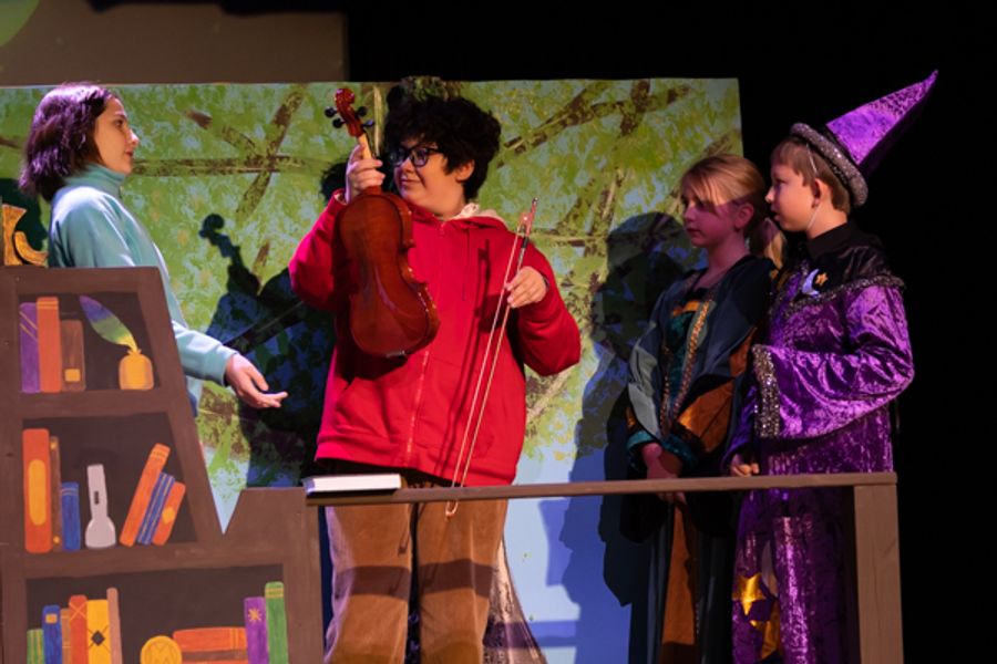 Photos: First look at Pickerington Community Theatre's THE MAGIC TREEHOUSE A GHOST TALE FOR MR. DICKENS JR.  Image