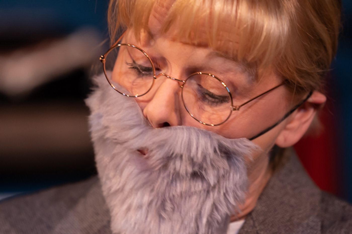 Photos: First look at Curtain Players' WOMEN PLAYING HAMLET Photos: First look at Curtain Players' WOMEN PLAYING HAMLET Image