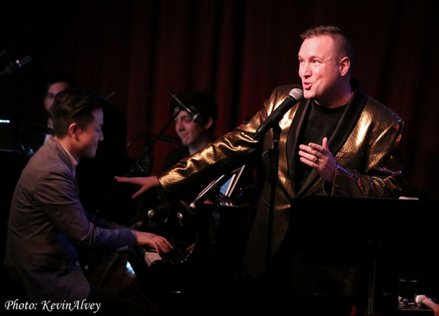 Photos: Robbie Rozelle Packs Birdland For THE NEXT ONE  Image