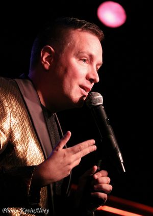 Robbie Rozelle Photo