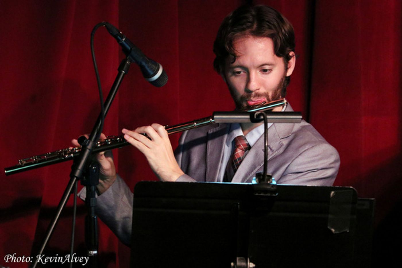 Photos: Robbie Rozelle Packs Birdland For THE NEXT ONE  Image