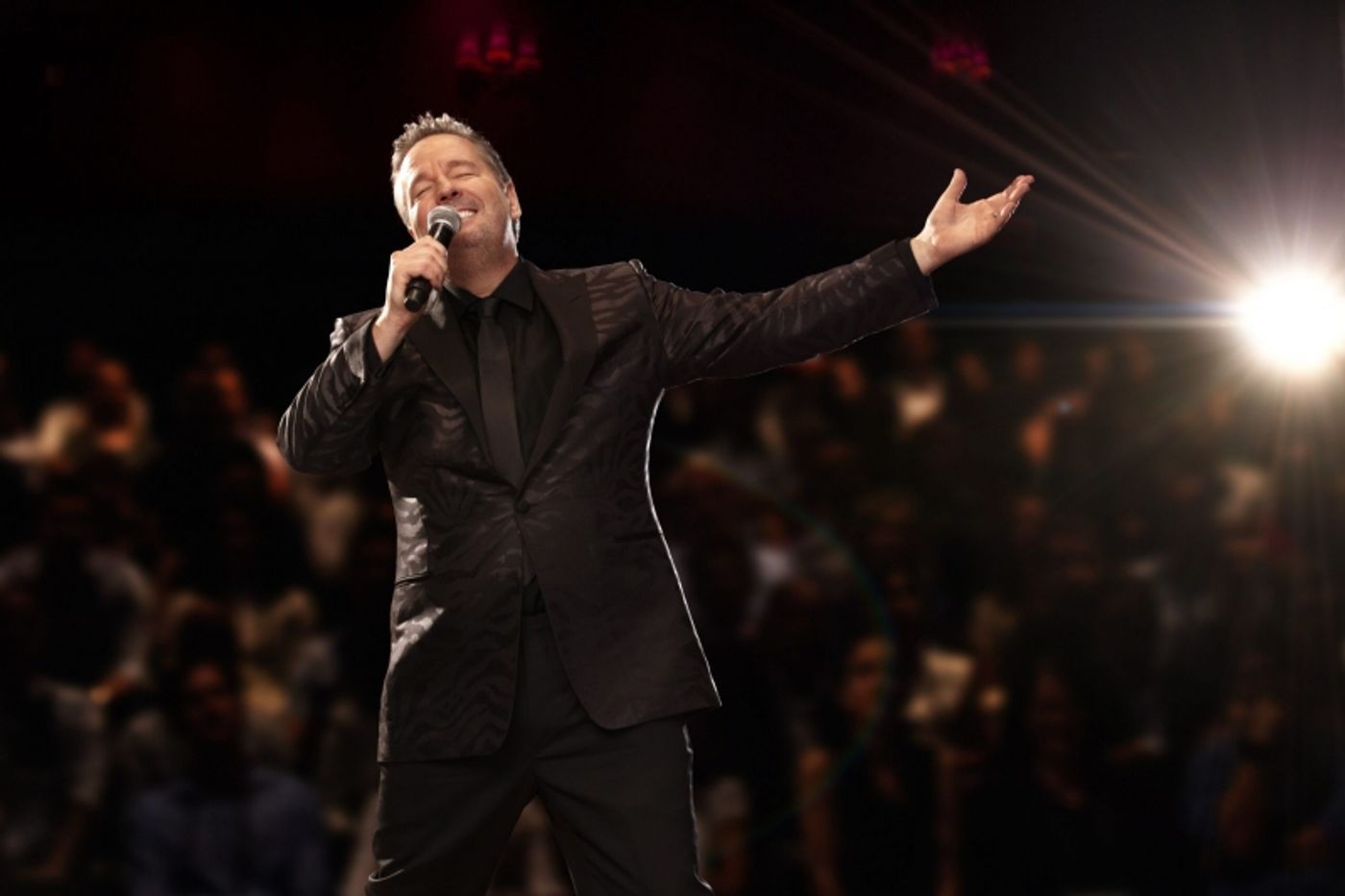 Feature: Terry Fator is Bringing Holiday Cheer with A VERY TERRY CHRISTMAS  Image