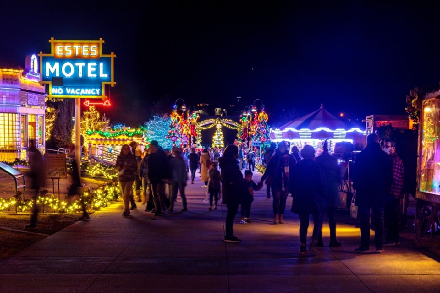 BWW Photo Feature: DCPA's Camp Christmas Returns Outdoors  Image