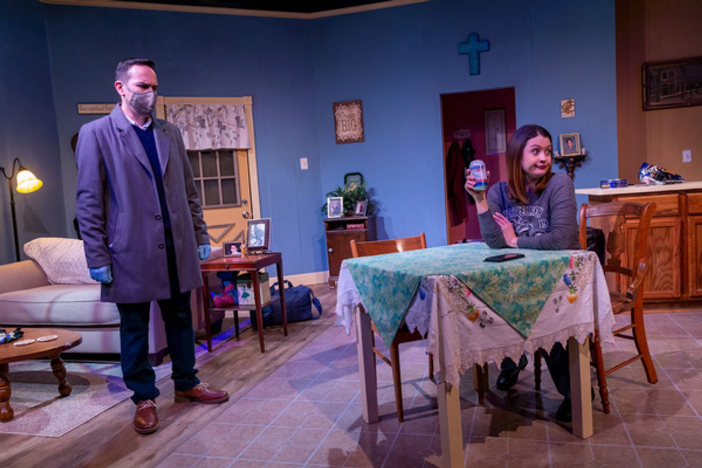 Photos: First Look At STRANGE, BUT PERFECT!  Image