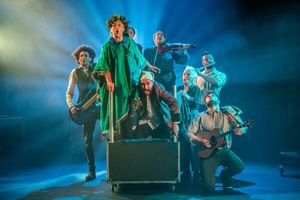 Benjamin Osugo, Irene Macdougall, Stephanie Cremona, Ewan Donald, Charlotte Grayson, Ann Louise Ross, Charlie West, Mark Scott @ BroadwayWorld Benjamin Osugo, Irene Macdougall, Stephanie Cremona, Ewan Donald, Charlotte Grayson, Photo