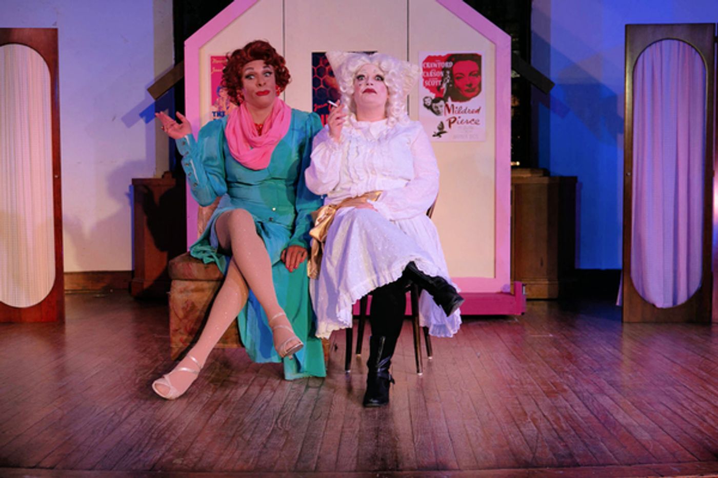 Photos: Hell in a Handbag Presents CHRISTMAS DEAREST Photos: Hell in a Handbag Presents CHRISTMAS DEAREST Image