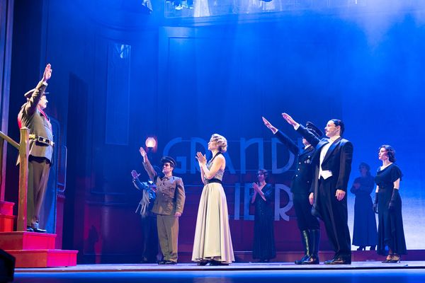 PHOTOS: Primeras imágenes de EL TIEMPO ENTRE COSTURAS  Image