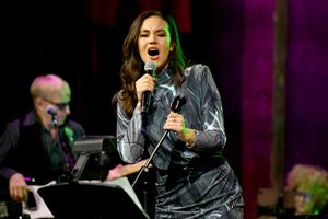 Solea Pfeiffer Photo