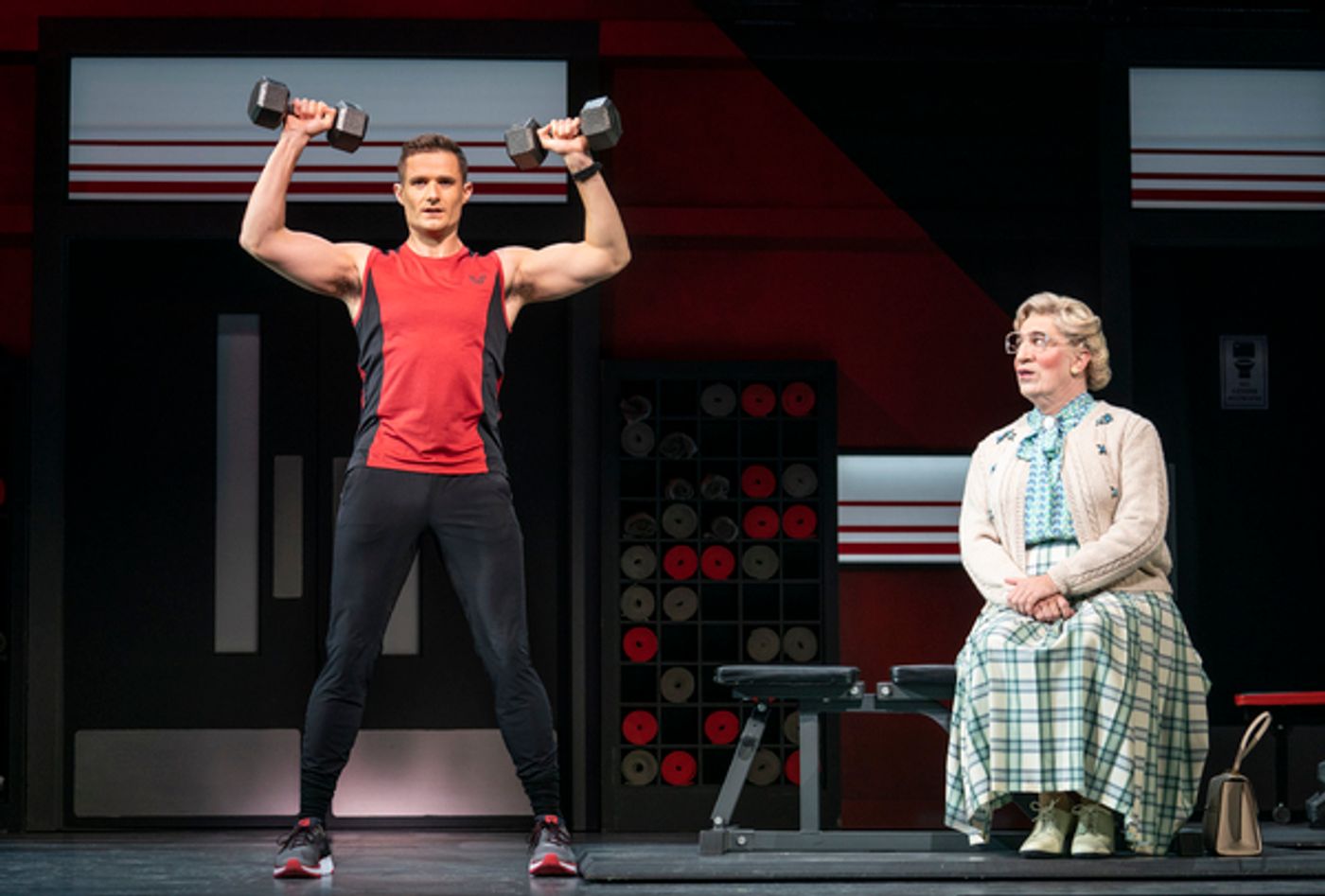 Photos: First Look at Rob McClure & More in MRS. DOUBTFIRE on Broadway  Image
