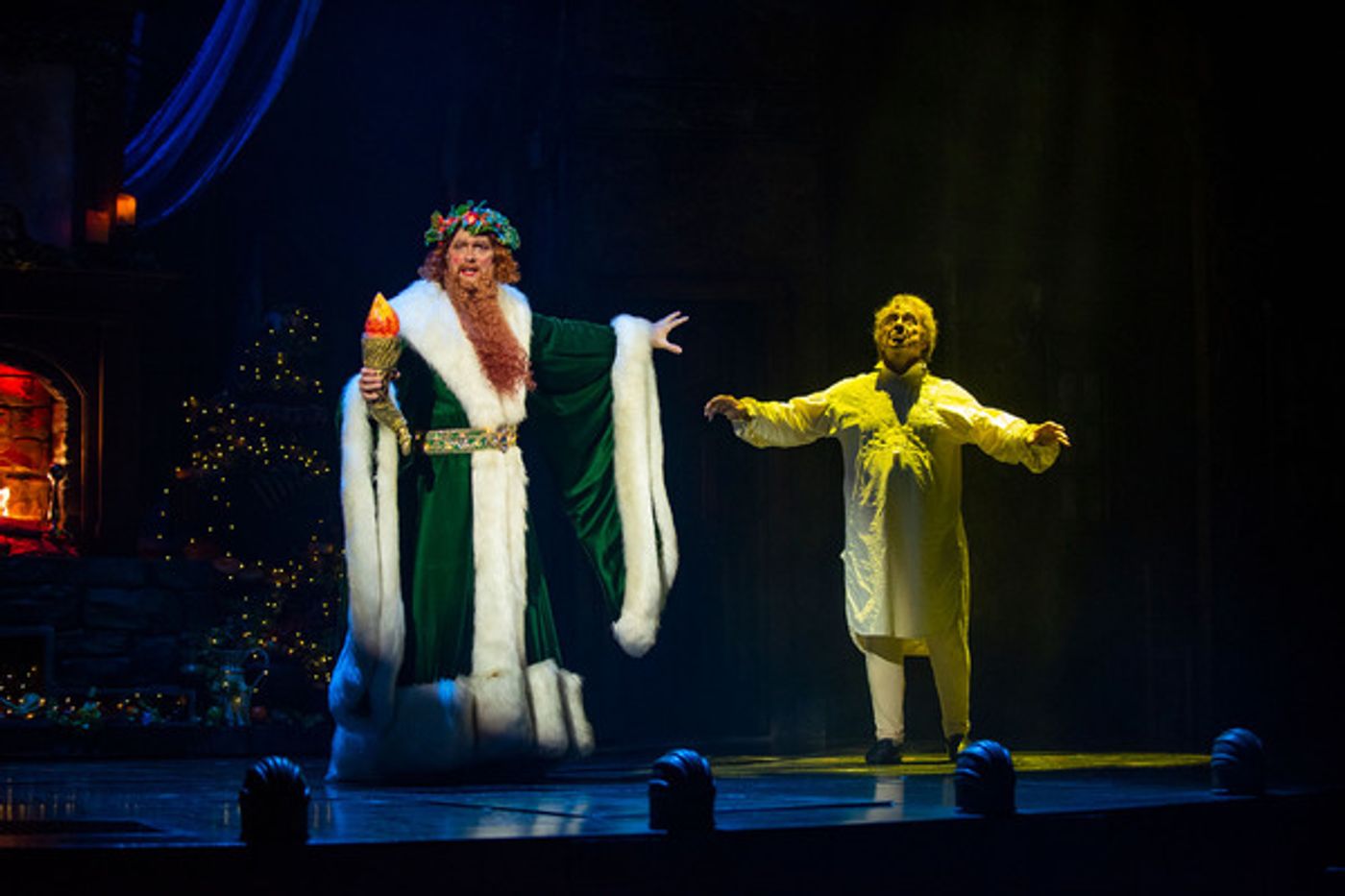 Photos: Milwaukee Rep Presents A CHRISTMAS CAROL  Image