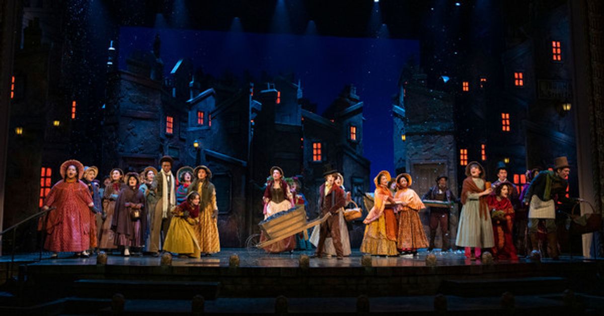 The cast at Photos: Milwaukee Rep Presents A CHRISTMAS CAROL
