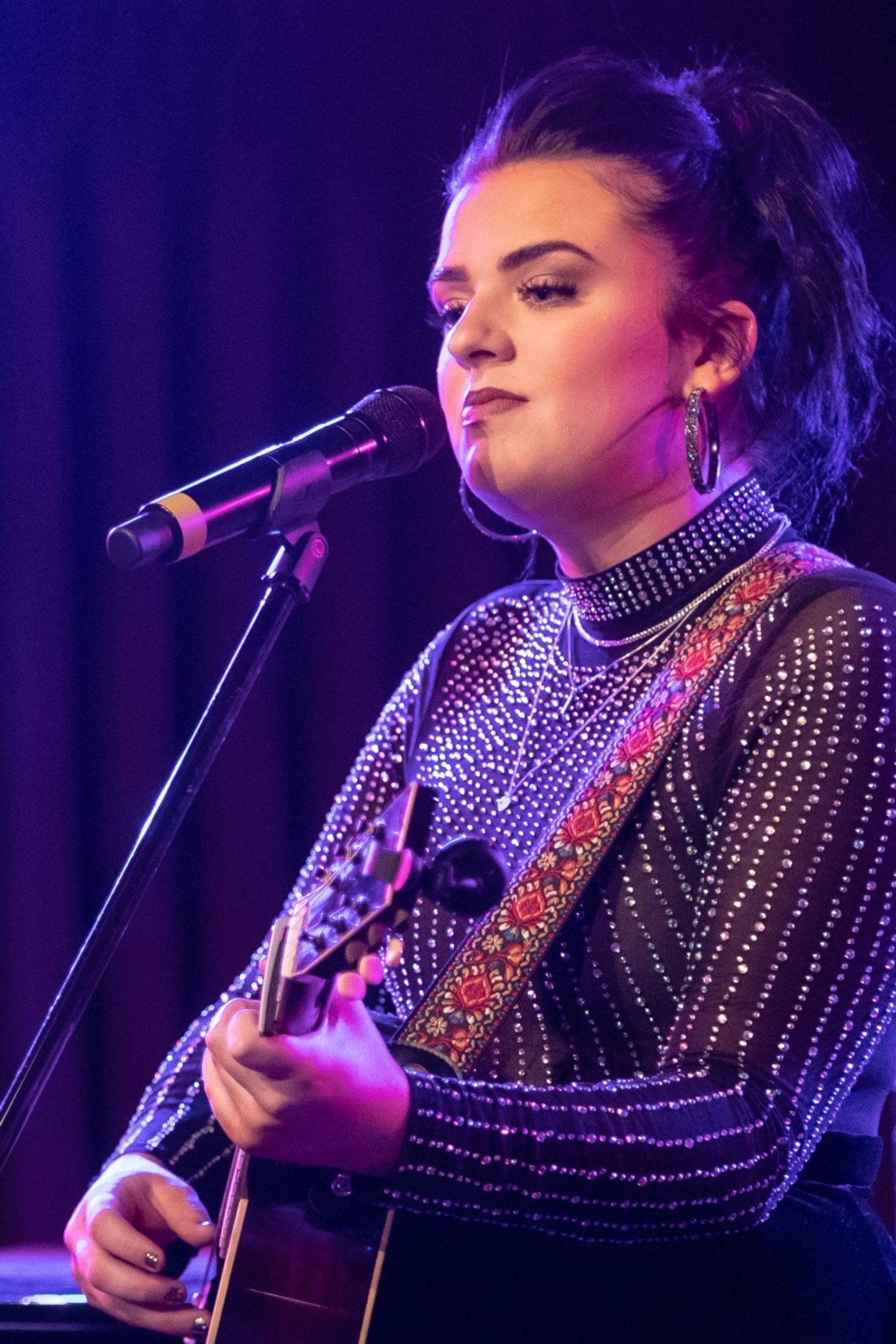 Photo Flash: MADDIE POPPE Acoustic Christmas Tour at The Green Room 42 Documented by Thomas Salus  Image