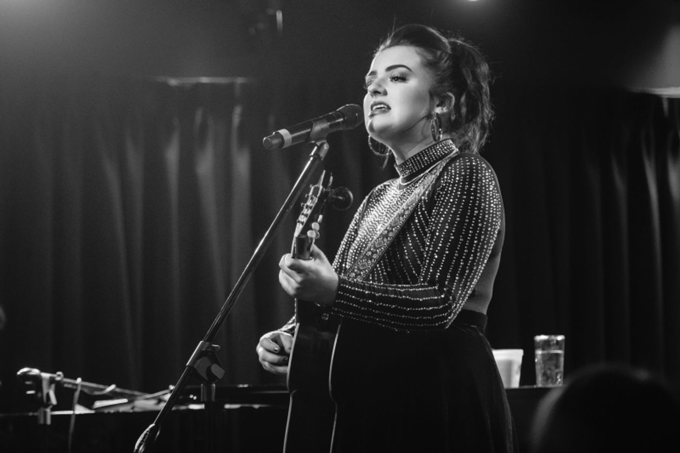Photo Flash: MADDIE POPPE Acoustic Christmas Tour at The Green Room 42 Documented by Thomas Salus  Image