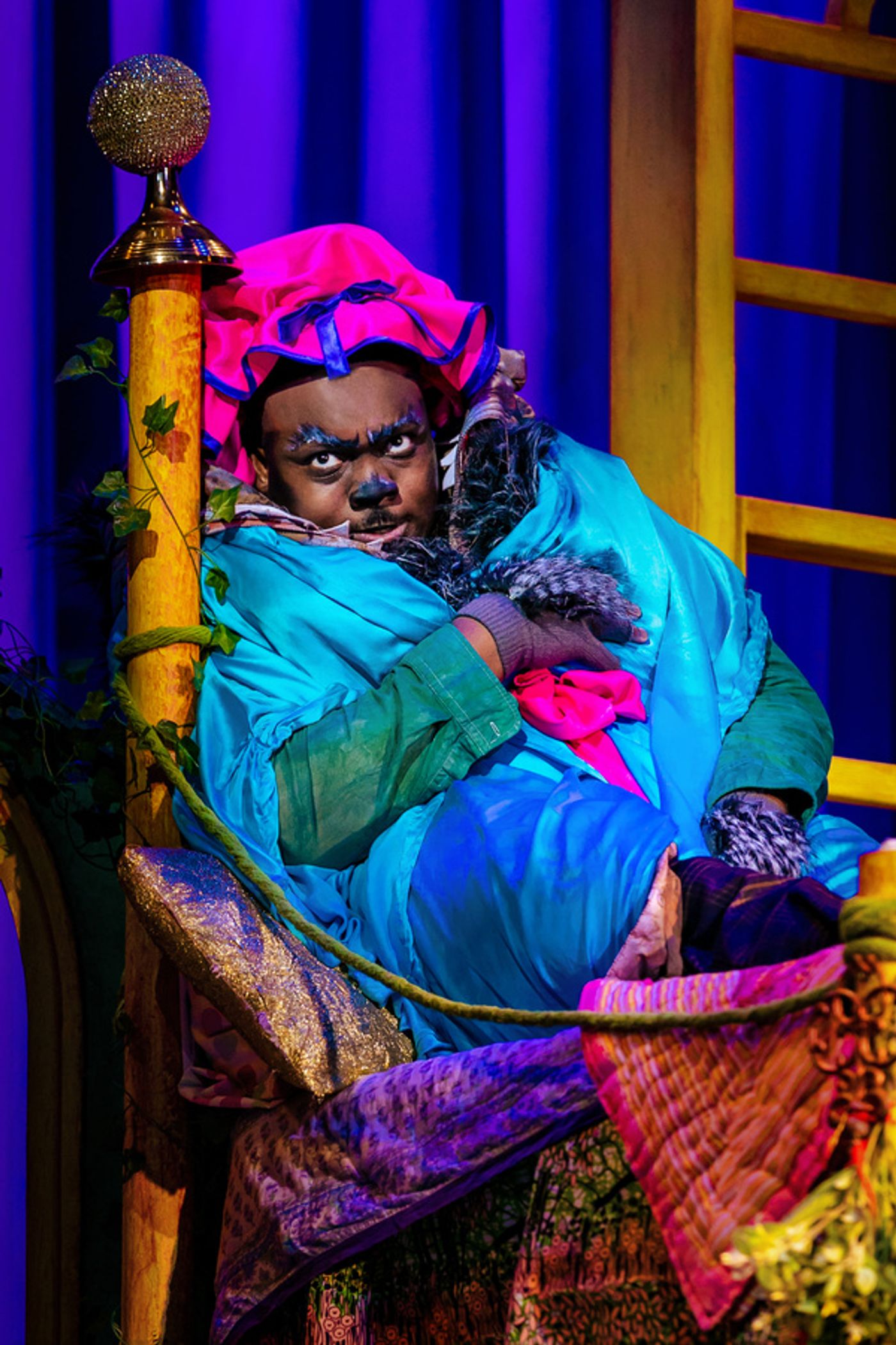Photos: First Look at RED RIDING HOOD at Theatre Royal Stratford East  Image
