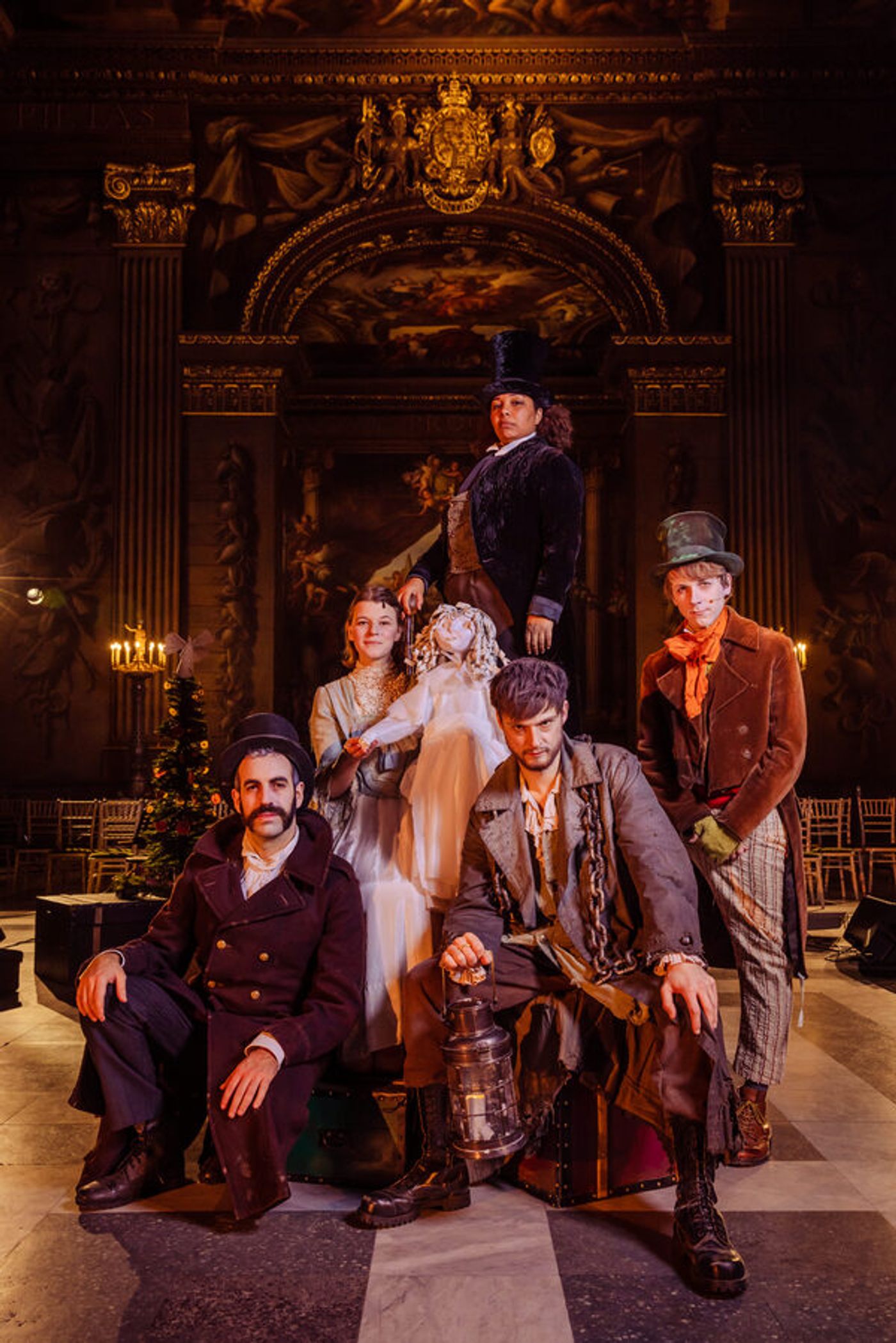 Photos: First Look at A CHRISTMAS CAROL at the Painted Hall  Image