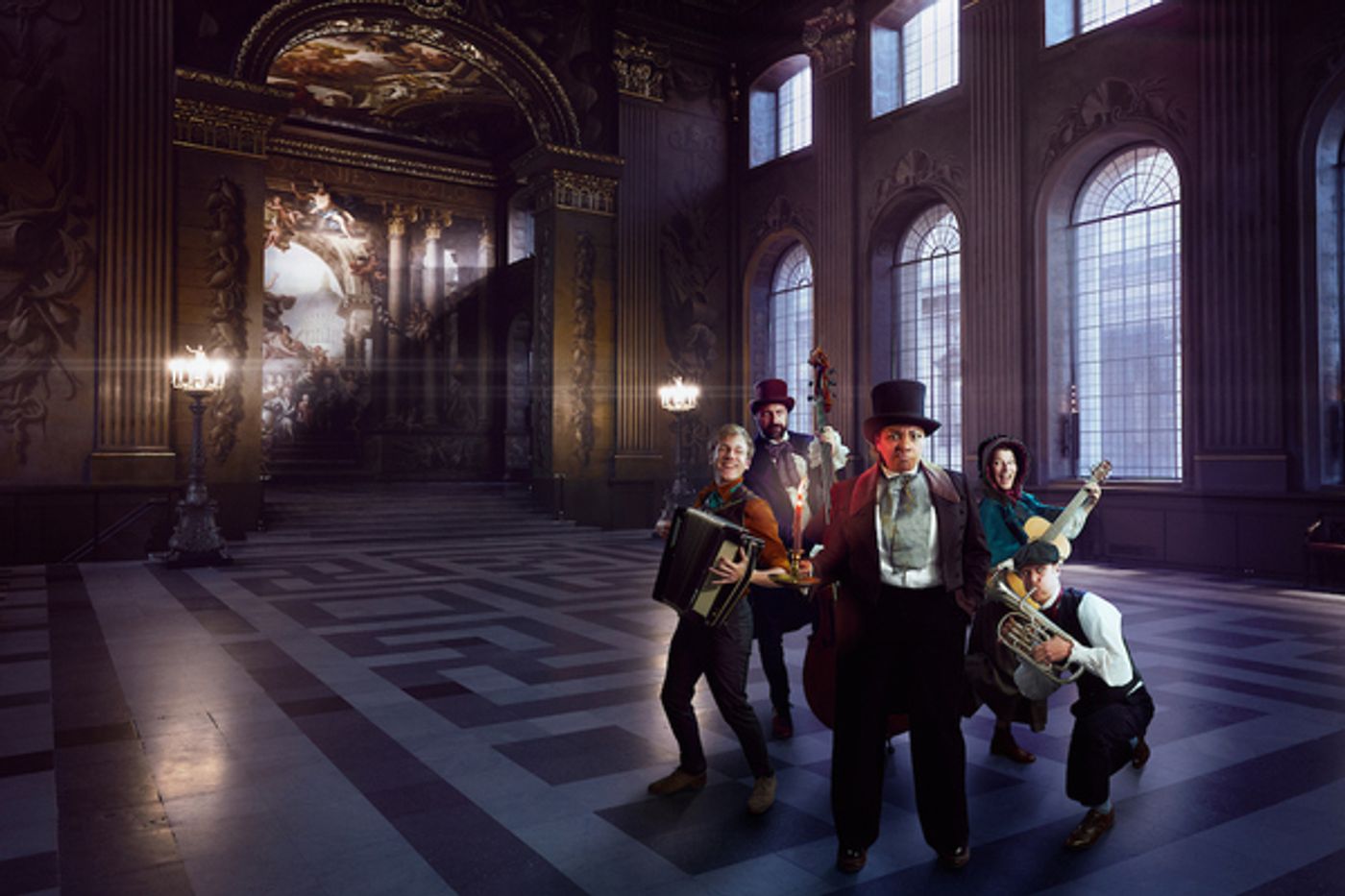 Photos: First Look at A CHRISTMAS CAROL at the Painted Hall  Image