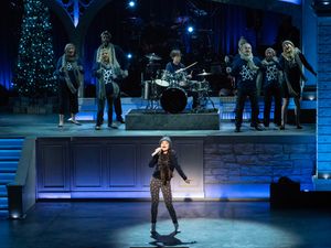 Zola Odessa with Parissa Koo, Darrell Morris Jr., Cheyenne Wells, Conor Jack Kowalski, James Byous, Sha'Leah Nikole Stubblefield, and Emily Lopez @ BroadwayWorld Zola Odessa with Parissa Koo, Darrell Morris Jr., Cheyenne Wells, Conor Jack Kowalski Photo