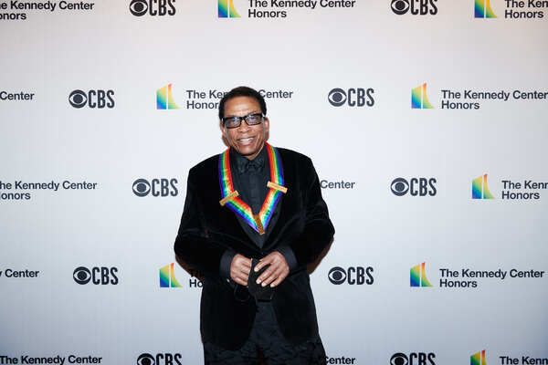 Photos: On the Red Carpet at the 2021 Kennedy Center Honors — photo 1 of 41