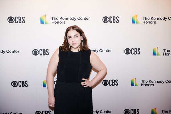 Photos: On the Red Carpet at the 2021 Kennedy Center Honors — photo 15 of 41