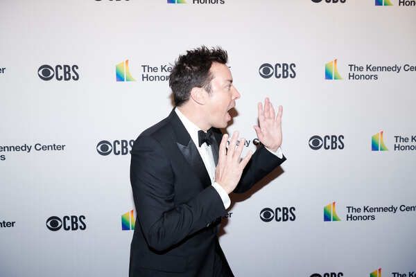 Photos: On the Red Carpet at the 2021 Kennedy Center Honors — photo 26 of 41