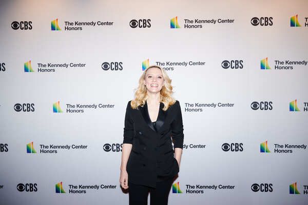 Photos: On the Red Carpet at the 2021 Kennedy Center Honors — photo 29 of 41