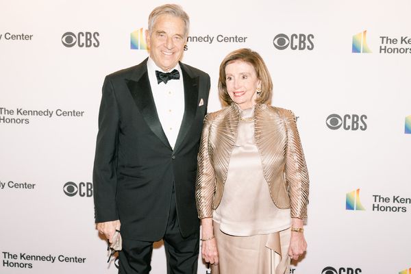 Photos: On the Red Carpet at the 2021 Kennedy Center Honors — photo 40 of 41