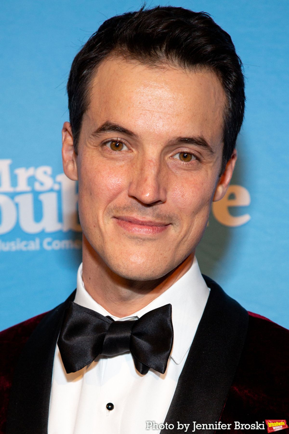 KJ Hippensteel at Photos: MRS. DOUBTFIRE Cast Celebrates Opening Night