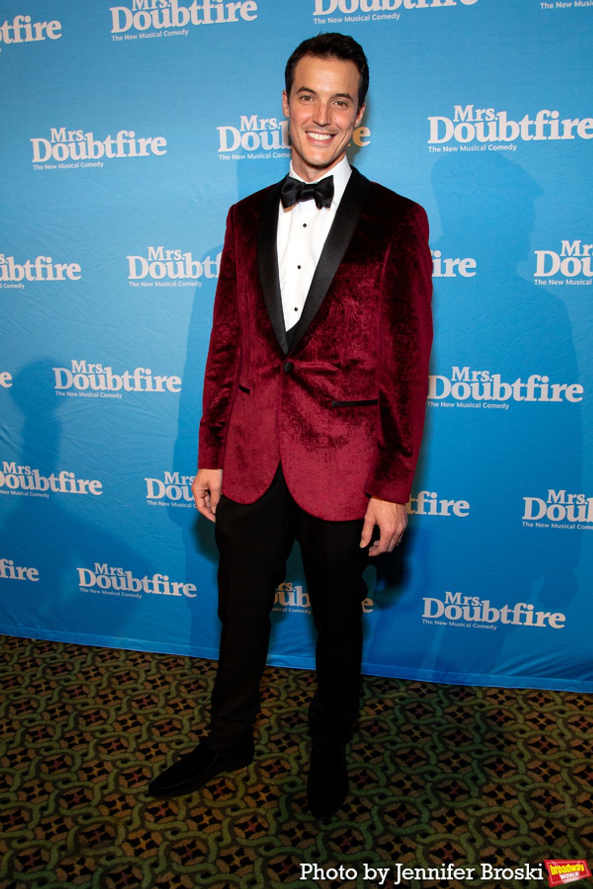 KJ Hippensteel at Photos: MRS. DOUBTFIRE Cast Celebrates Opening Night