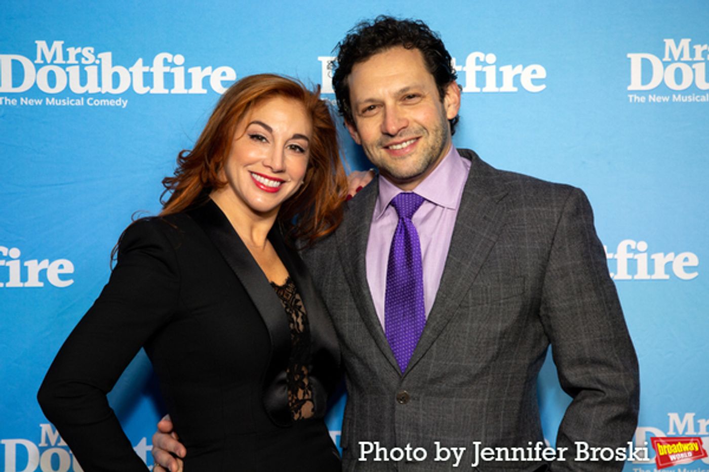 Photos: On the Opening Night Red Carpet for MRS. DOUBTFIRE  Image