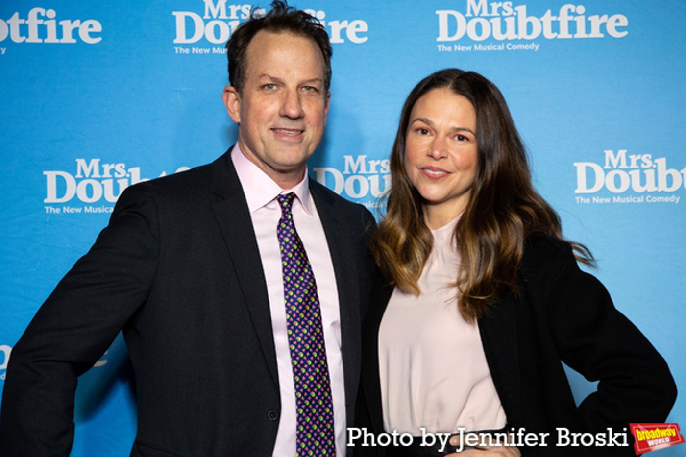 Photos: On the Opening Night Red Carpet for MRS. DOUBTFIRE  Image