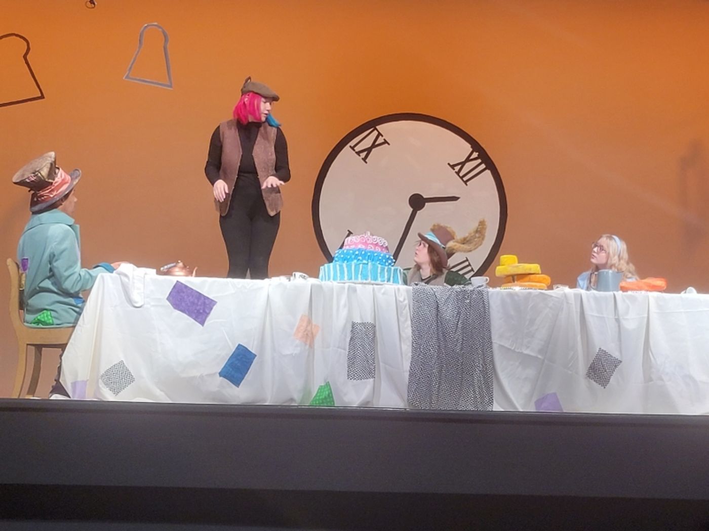 Review: ALICE IN WONDERLAND at Morrilton High School delights the young and young at heart  Image