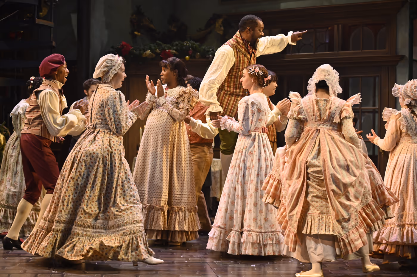 Review: A CHRISTMAS CAROL is Magnificently Heartwarming at The Alliance Theatre  Image