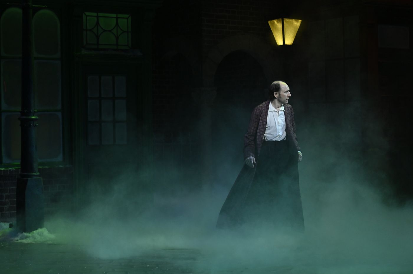 Review: A CHRISTMAS CAROL is Magnificently Heartwarming at The Alliance Theatre  Image
