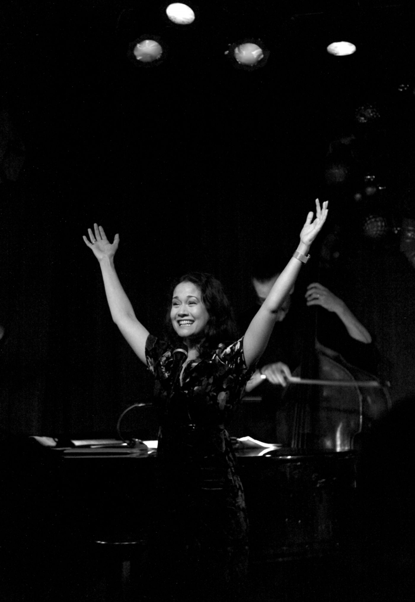 Review: A Glorious Return of JAMIE DeROY & FRIENDS Enlivens and Enriches Evening at Birdland  Image