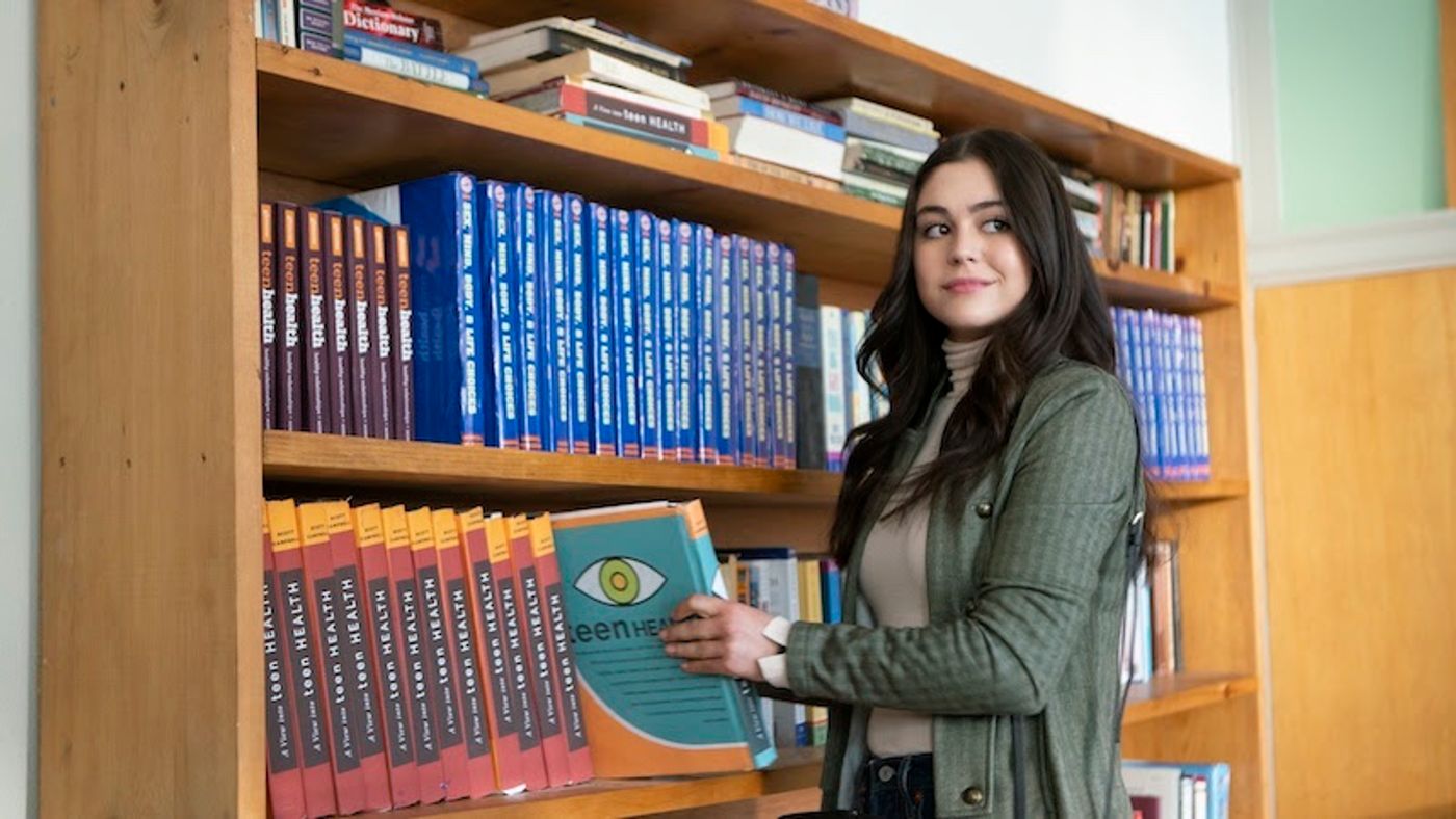 Photos: Hulu Shares First Look at Original Film SEX APPEAL  Image