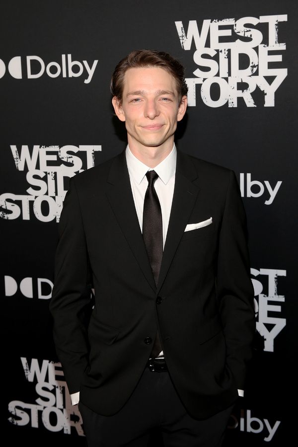 Mike Faist Photo
