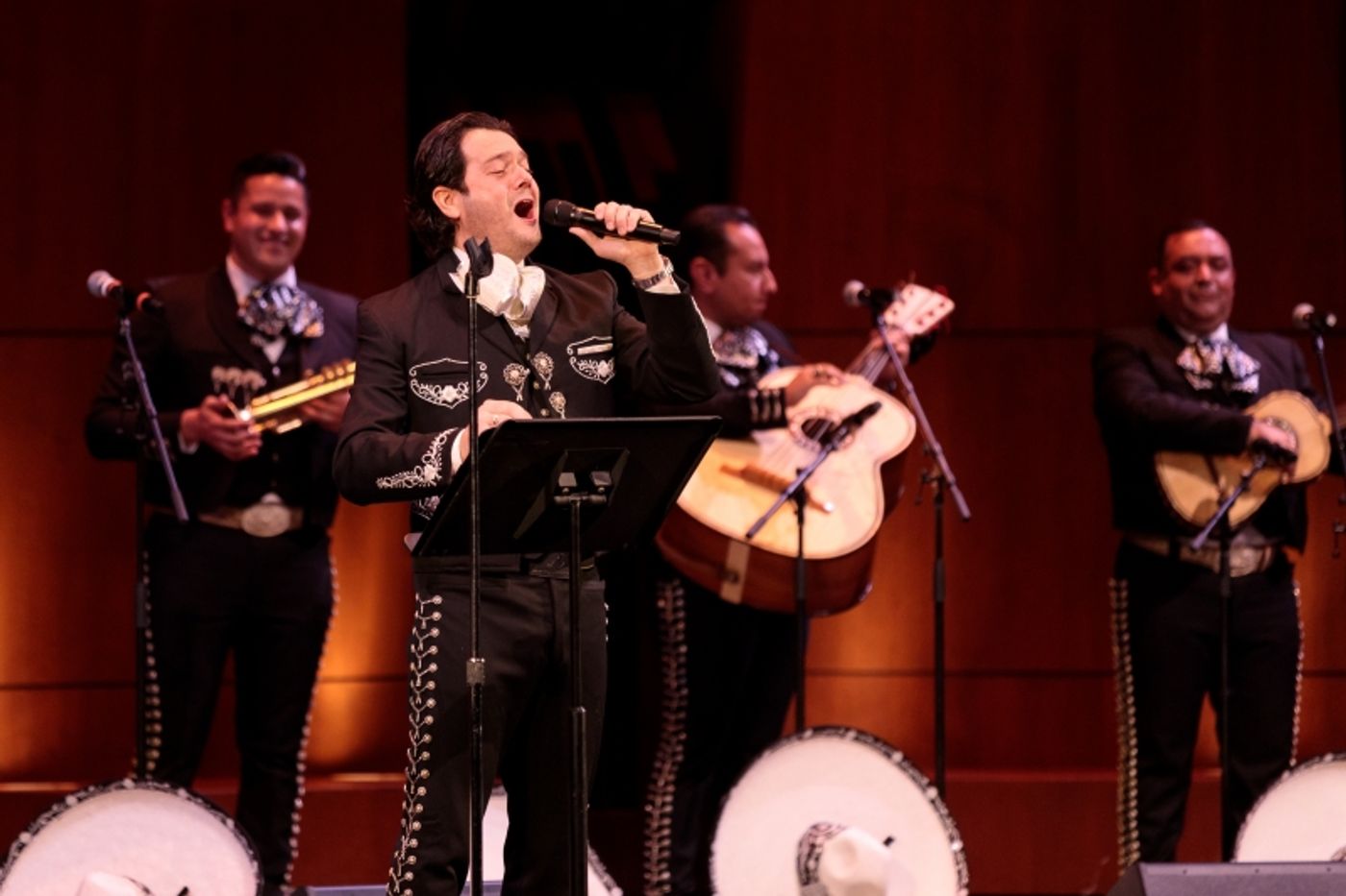 Review: SAN DIEGO OPERA PRESENTS ARTURO CHACÓN-CRUZ at California Center For The Arts, Escondido  Image