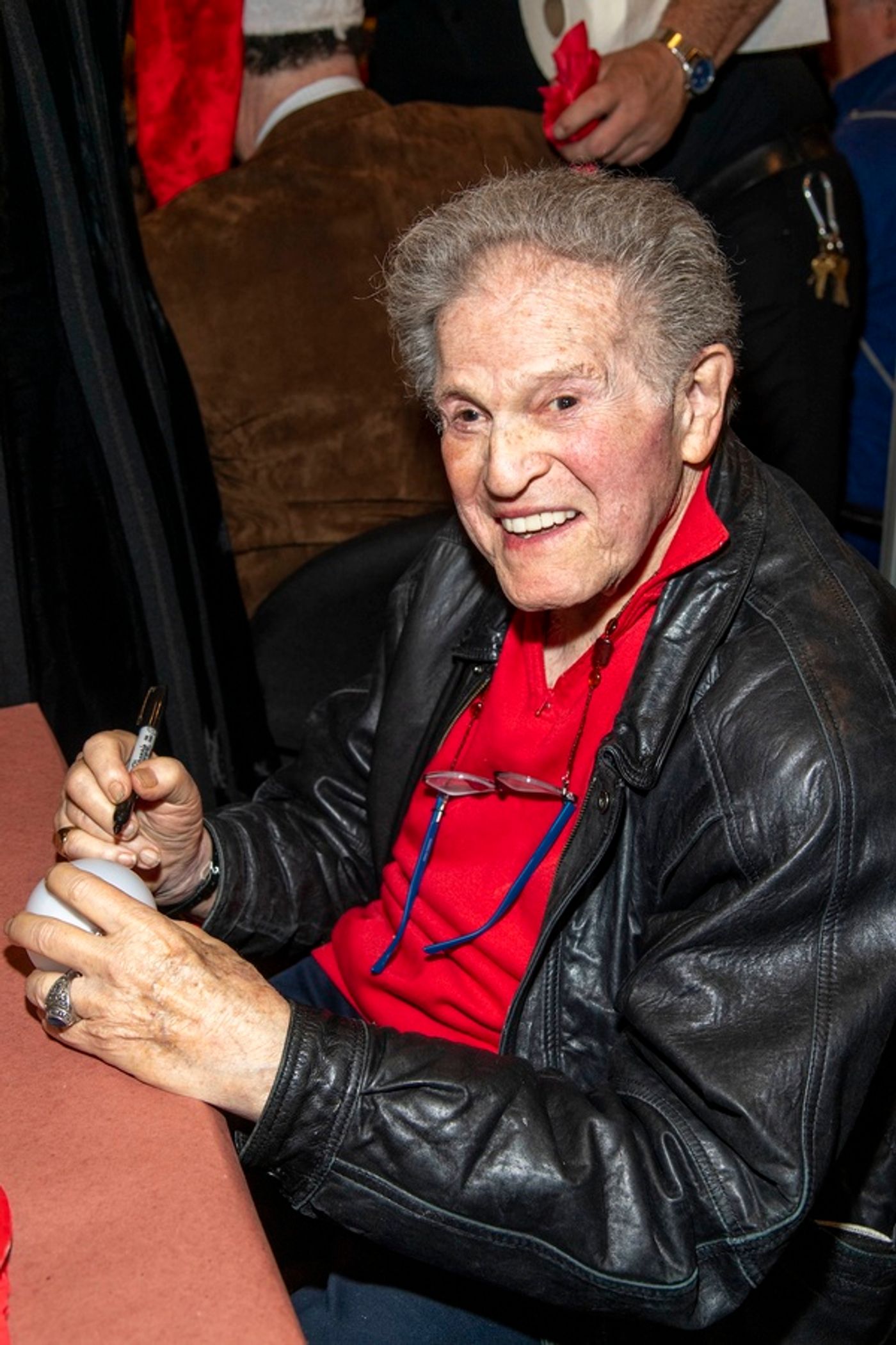 Photos: Hollywood Museum Welcomes Celebrities for Lobby Tree Trimming  Image