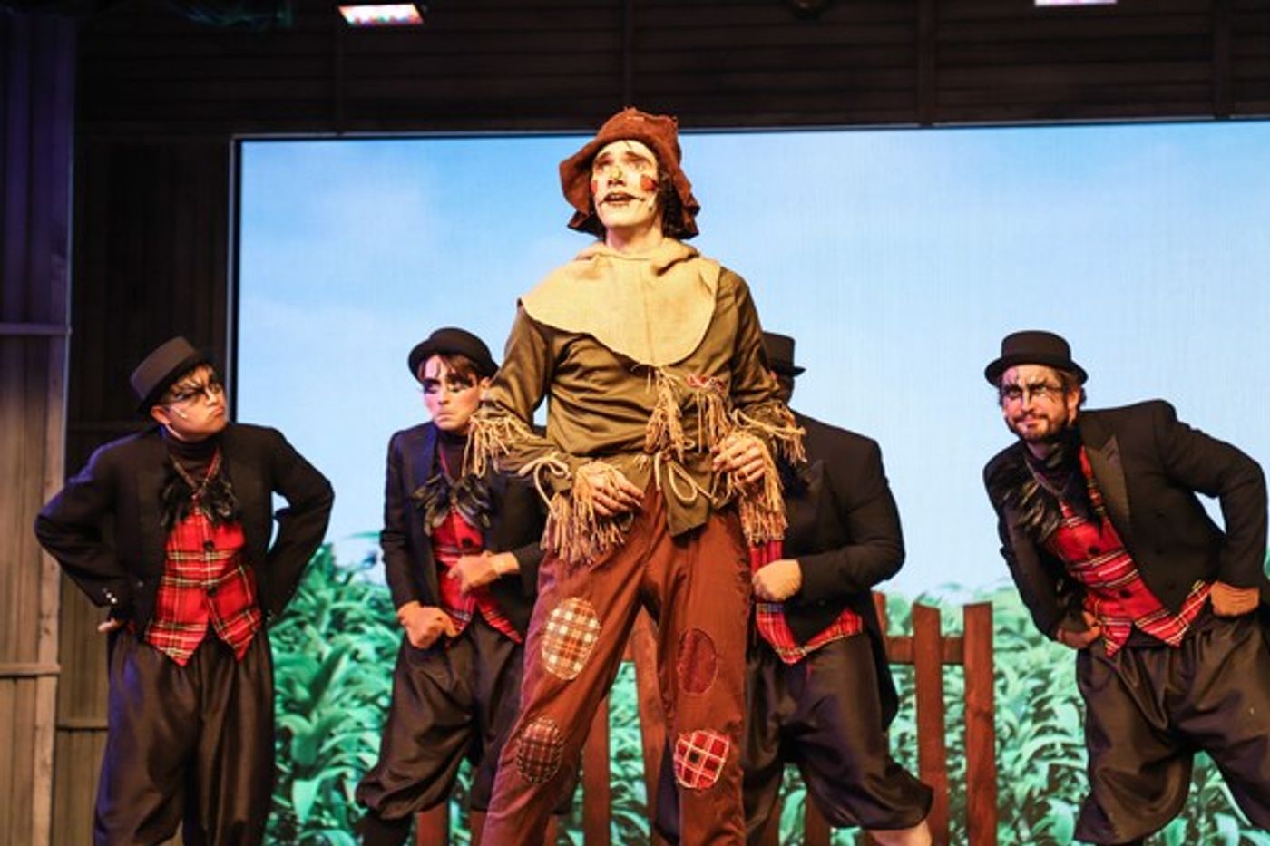 Photos: THE WIZARD OF OZ At Tacoma Little Theatre  Image