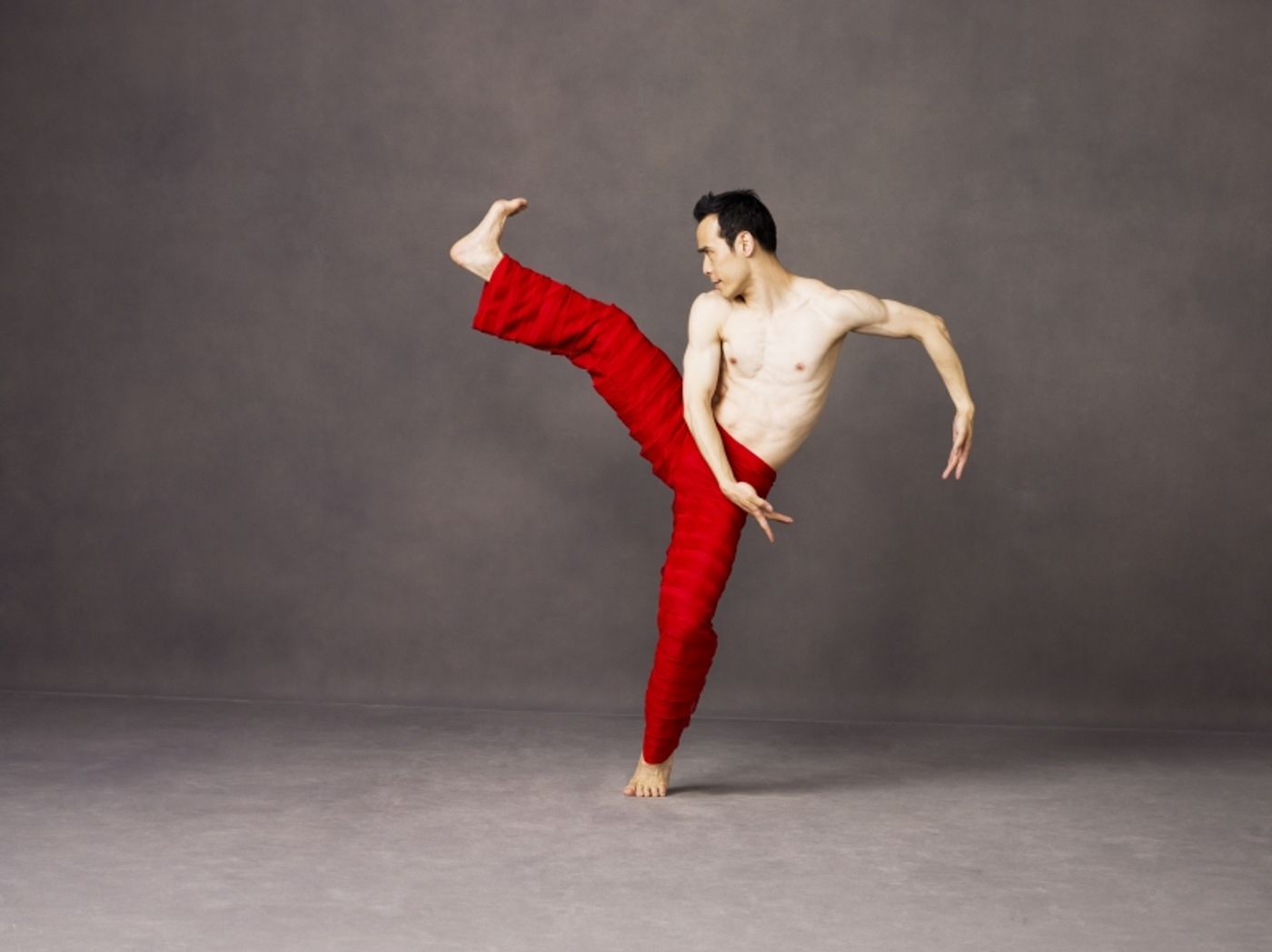 Review: ALVIN AILEY AMERICAN DANCE THEATER: BATTLE 10TH ANNIVERSARY at City Center  Image