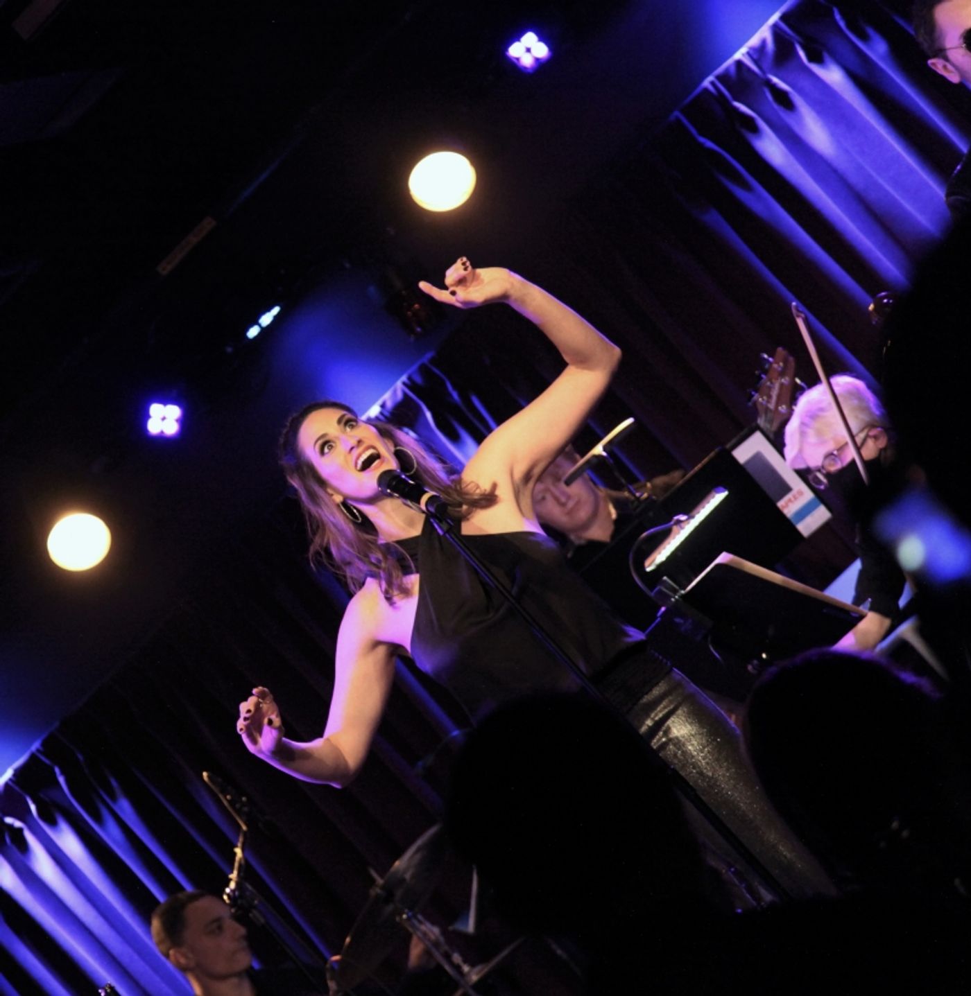 Review: Jennifer Diamond Owns Her Fabulosity In LET ME BE ME at The Green Room 42  Image