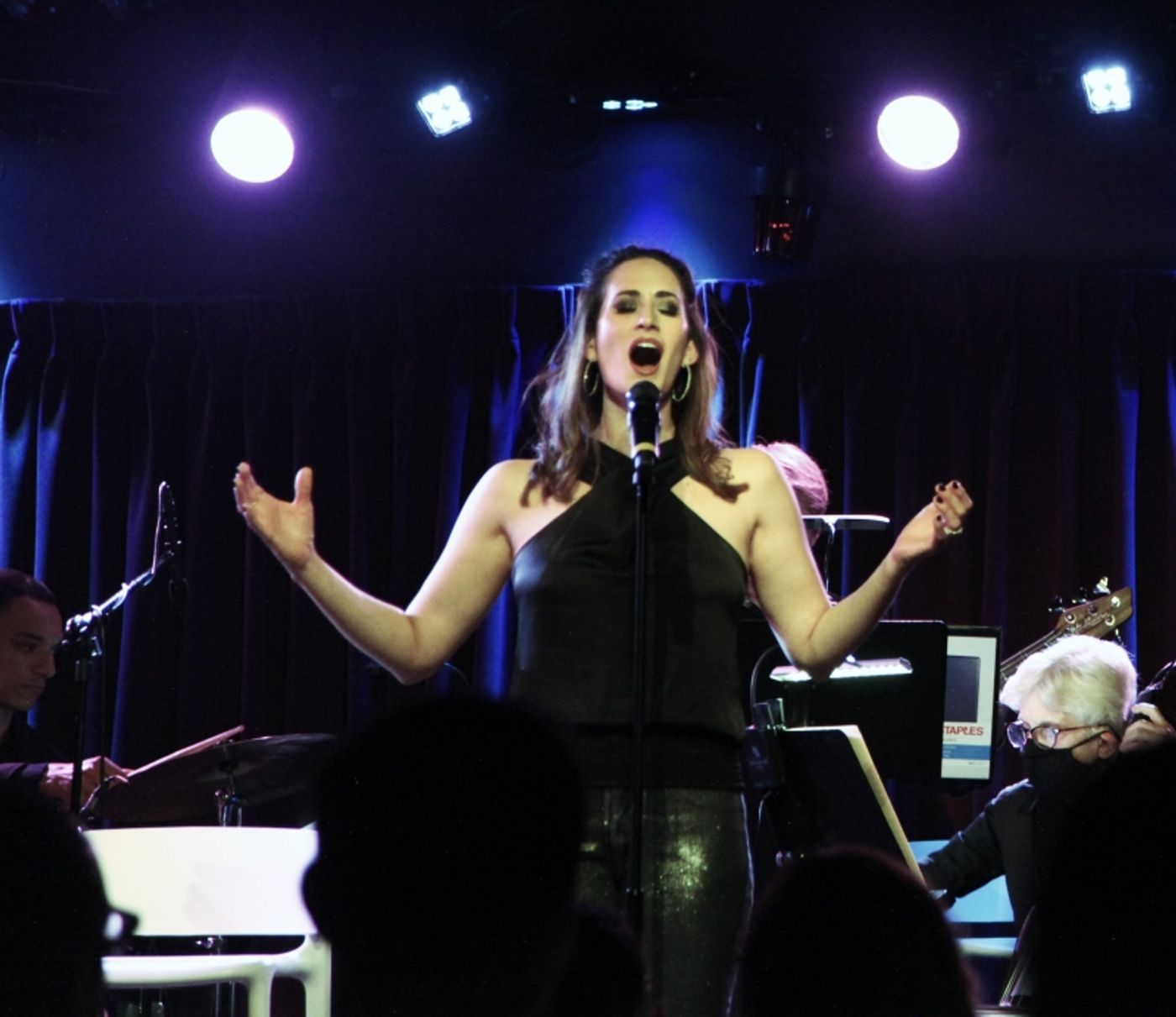 Review: Jennifer Diamond Owns Her Fabulosity In LET ME BE ME at The Green Room 42  Image