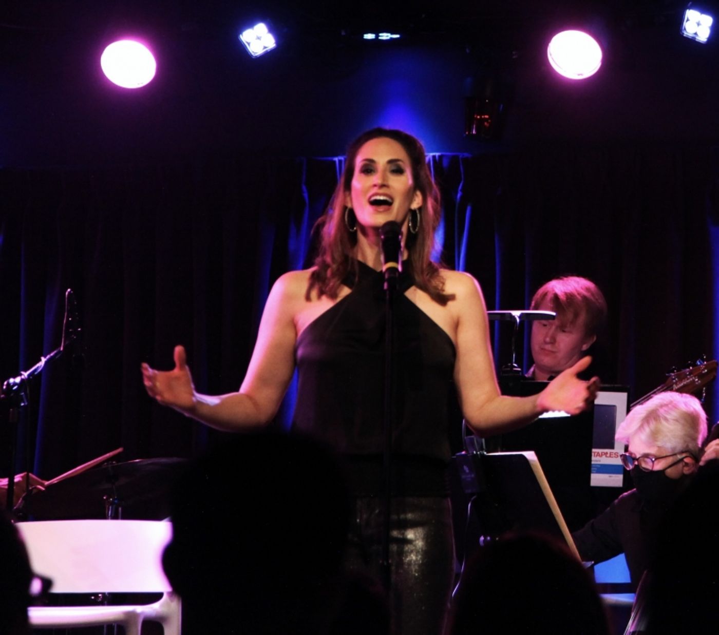 Review: Jennifer Diamond Owns Her Fabulosity In LET ME BE ME at The Green Room 42  Image