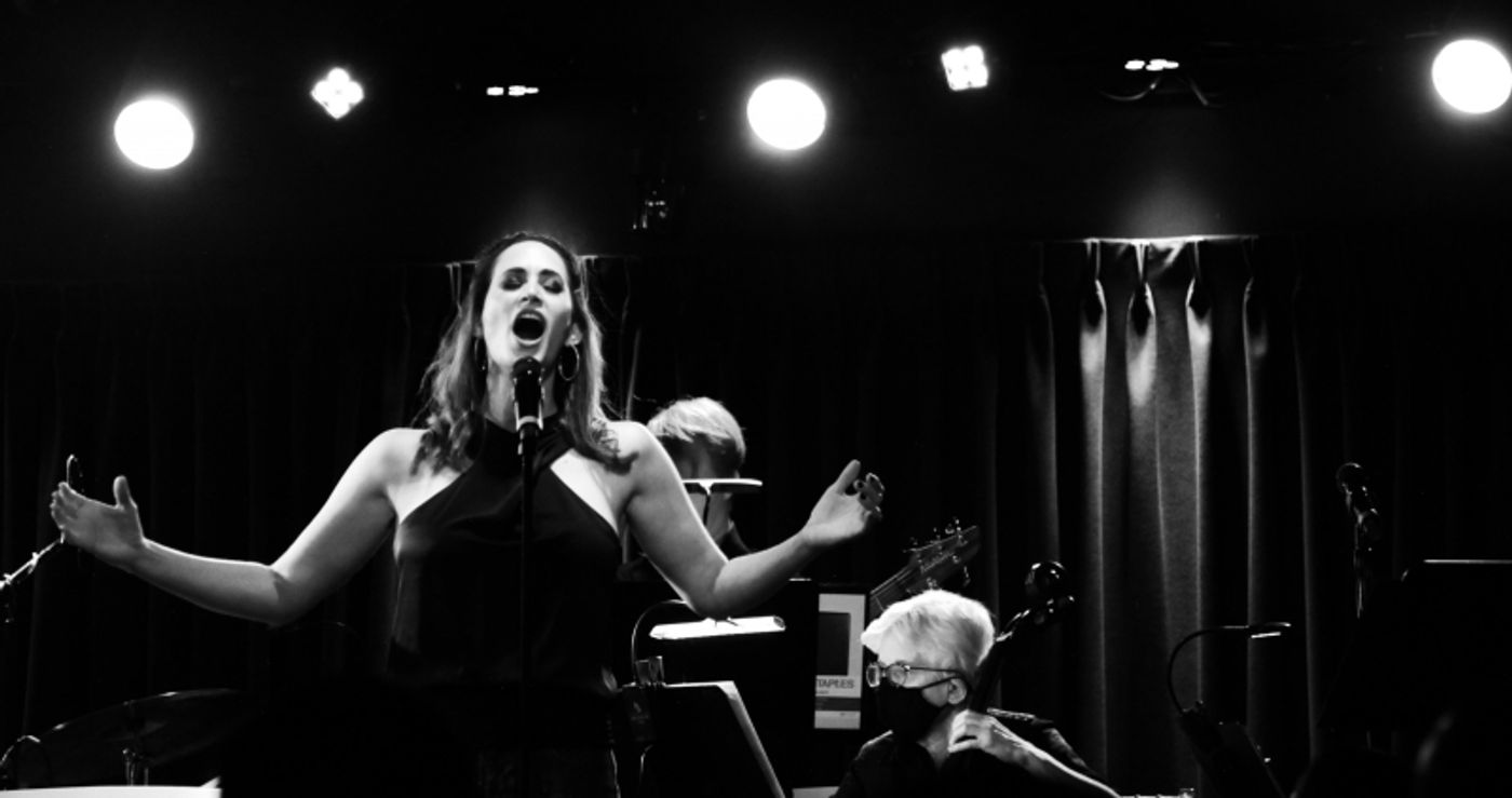 Review: Jennifer Diamond Owns Her Fabulosity In LET ME BE ME at The Green Room 42  Image