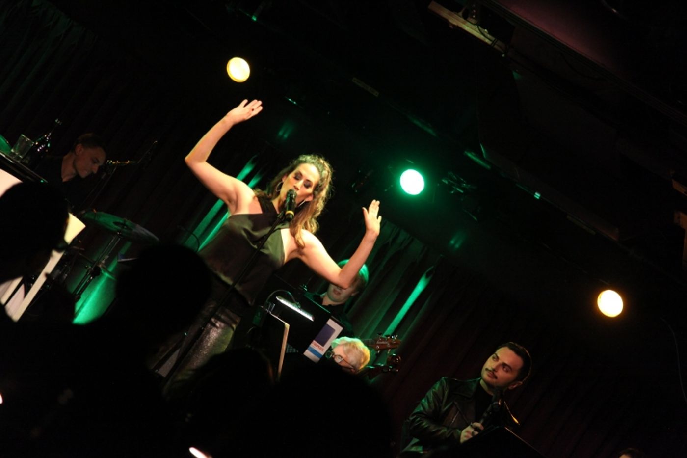 Review: Jennifer Diamond Owns Her Fabulosity In LET ME BE ME at The Green Room 42  Image